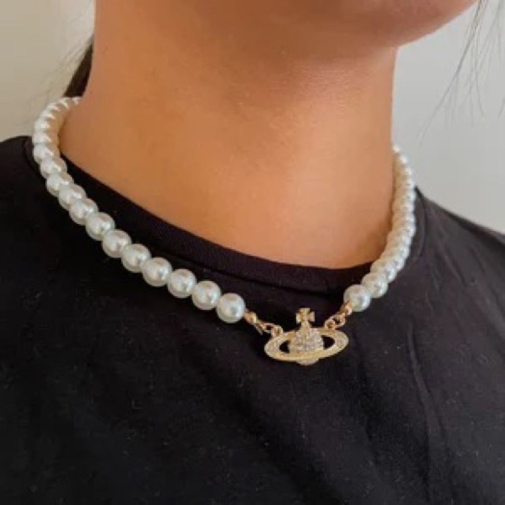 Vivienne Westwood planet orb pearl necklace gold
